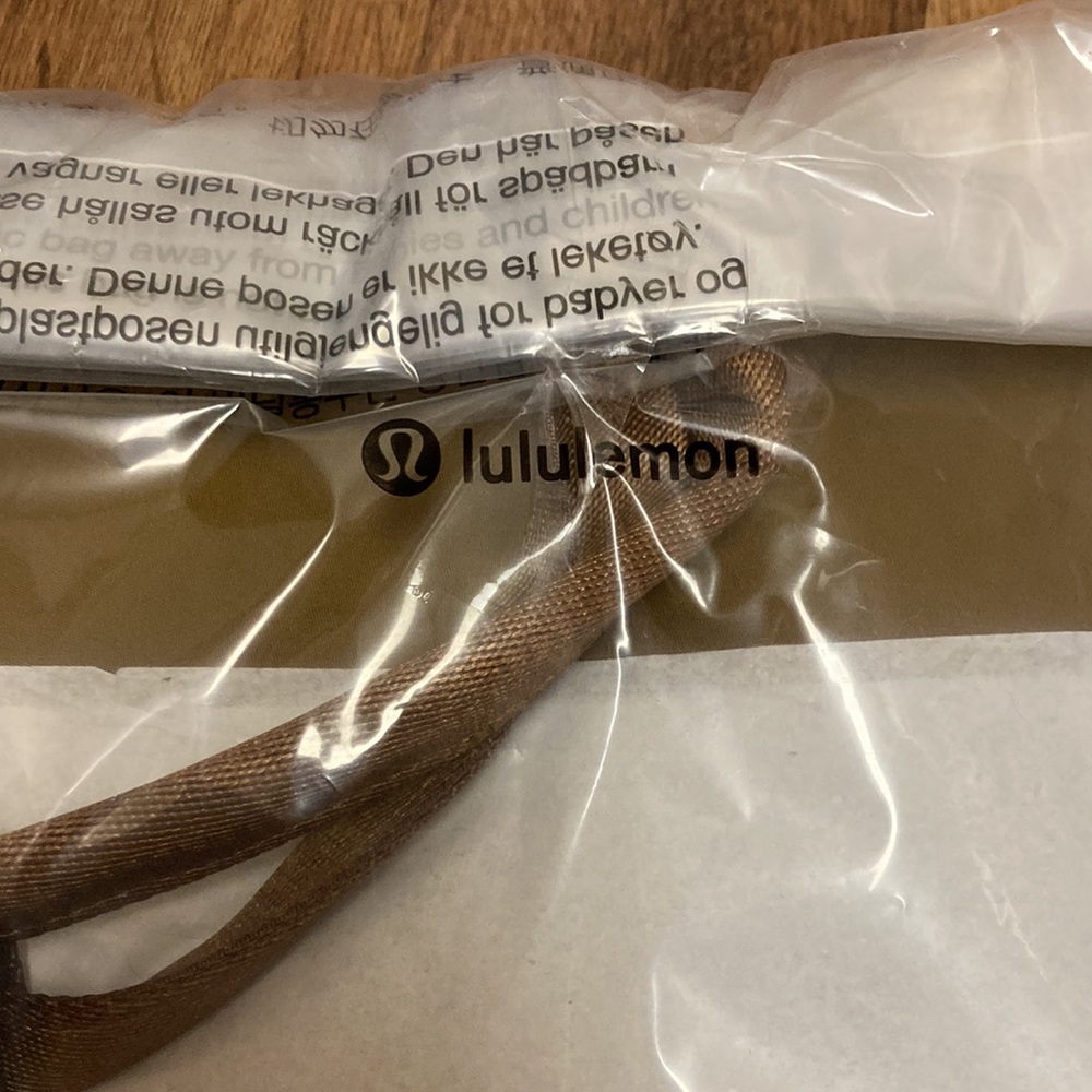 Lululemon City Adventurer Duffle 29L Burnt Caramel Black - Picture 10 of 10